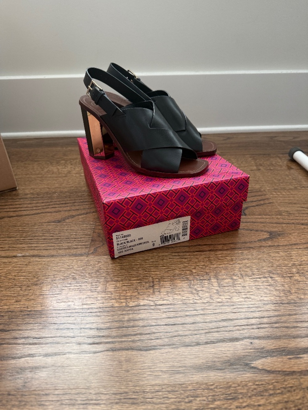Tory Burch Black Leather with Gold heel  Slingback Bleeker Sandals Sz 9 $395